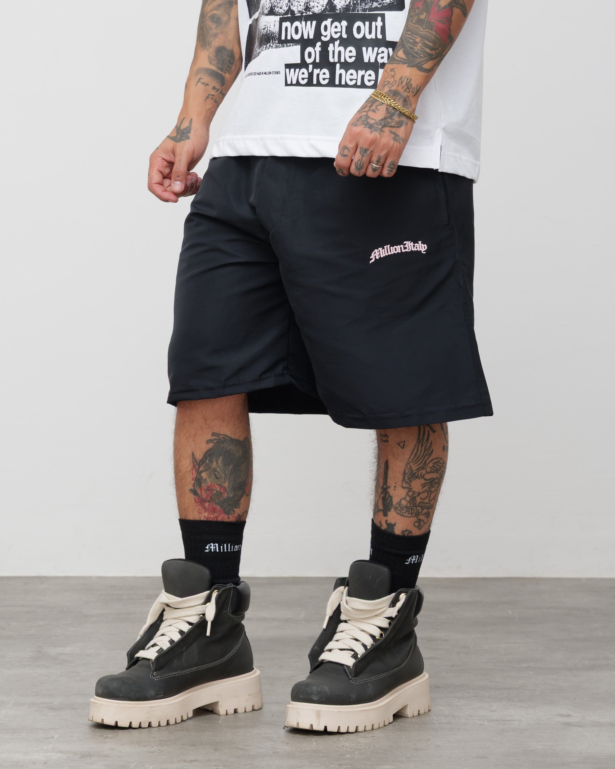 Shorts Tech Nero - Logo Rosa